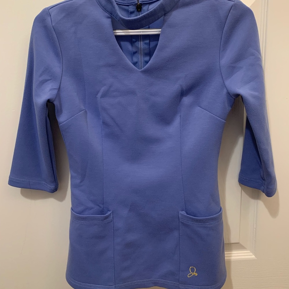 Jaanuu scrub top